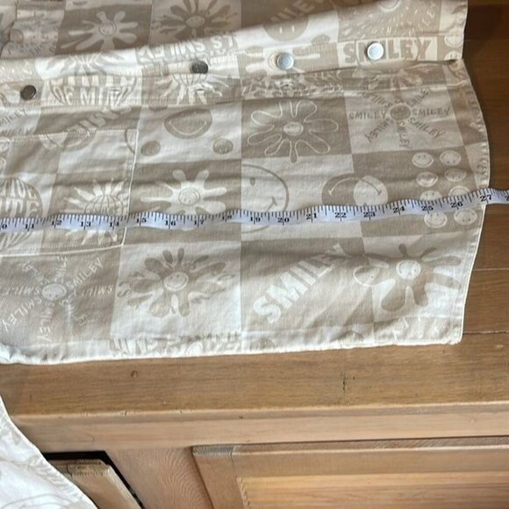 Smiley and H&M Denim White & Cream Denim Jacket Size S Novelty Print NWOT Preppy - Picture 11 of 13